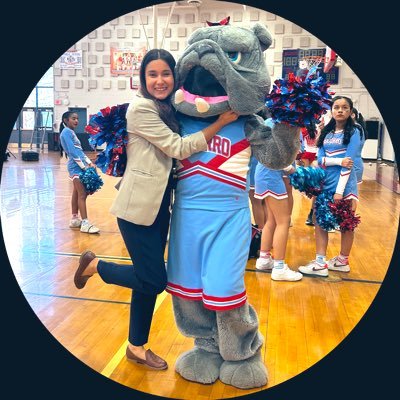 YISD GRADUATE ‘16 | UTEP ALUMNI ‘20🎓💙🧡⛏ Mathematics Teacher, Athletic Coordinator, Volleyball & Track Coach at Socorro MS👩🏻‍🏫🍎🏃🏻🏃🏻‍♀️🏐♥️🐾