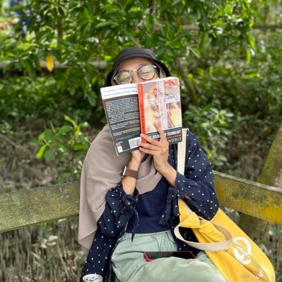 “Radically joyful” this year ❤️ Islamic philosophy of science | AI Safety-Alignment in BlueDot | LLM Engineering 📚| off socmed until 3rd Jan 2025