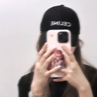 Phi 🐰 (@freenmoles) 's Twitter Profile
