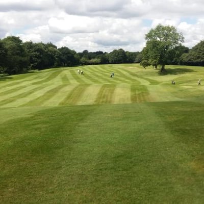 18 hole Par 67 golf course in Rochdale ⛳️ Affordable golf & weekend tee times availability 🏌️♂️