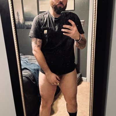 🔞31|Married|Gay|Blue Collar|🚫NO POLITICS & NO FEMALES🚫|Here for the thick, hairy dads. 😈 Longer vids; Unedited/Uncensored pics on JFF