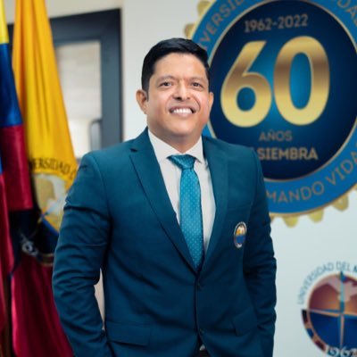 Rector de @unimagdalena 2020-2024.  Gestor de sueños y transformador de realidades. Hijo de Dios, trabajador incansable × la educación y la innovación.