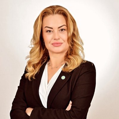 İYİ Parti Ayvalık İlçe Başkanı🇹🇷☀️ İYİ Parti Ayvalık Kurucu İlçe Yönetim Kurulu Üyesi🇹🇷☀️İYİ Parti Üst Kurul Delegesi