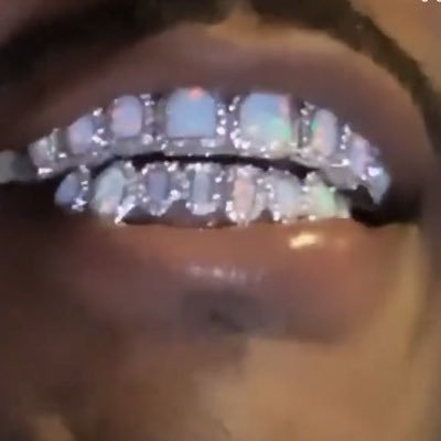narconoir's profile picture. 