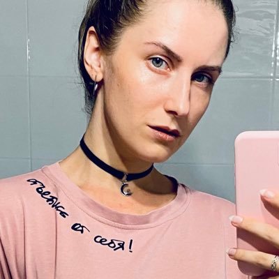 Minnie_World's profile picture. Амбассадор винишка среди непьющих друзей🍷 В основном бытовуха, но иногда бывает весёленькое. Много мата 🤷🏼‍♀️