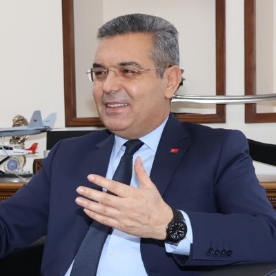Prof. Dr., Elektronik Mühendisi, Yapay zekanın endüstriyel uygulamaları, Büyük veri ve sinyal işleme, Bilim/Teknoloji ve Diplomasi/uluslararası ilişkiler