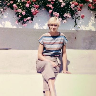 Years ago a Hungarian woman approached me & said I looked like King Diana, in Granada Spain, an International event. I do not overload the eye makeup as I did.