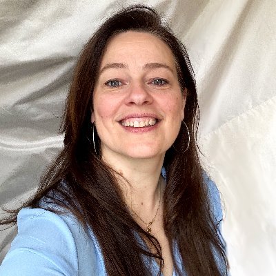 anneliesvandam's profile picture. MedComms, SciComms & Comms Consultancy @BrainwaveComms ; ❤️ my dog, biomedical-, space-, improv- & other cool stuff;