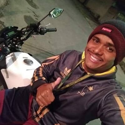 Alexand10411505's profile picture. 