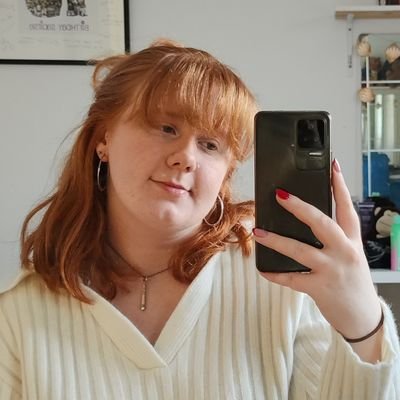 saoirsechu99's profile picture. 26 | ESFP 💛 | Taylor Swift Enthusiast 🎤 | Burrito Lover 🌯 | She/Her