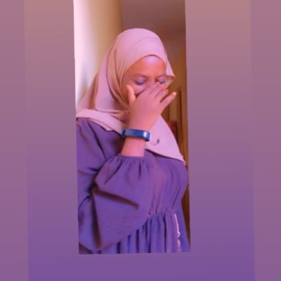 rougui sow✨🖇️ my Vibe is good✨🙈❤️ Always helping and spreading love❤️🌺1m67 de douceur par ici😂🤗 IG : rouguish 221😍 Snap: Rouguish 221✨