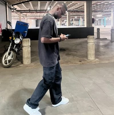 Henry Flair music. highlife and afrobeat 🎶
Brand_Promoter™️ 🔔SOCIAL_MEDIA_STRATEGIST™️🗝. For_bookings DM me @ 0541947403
🚸Follow4Follow🚸