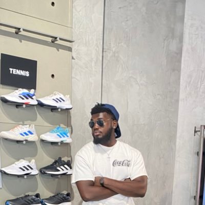 timmyanako's profile picture. board man