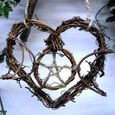 Loving nature and connecting with the earth🌿 from my little corner of this wonderful planet 🌸🌺♥️🪷🌷
Love is love ♥️no restrictions 💜💙💚💛🧡❤️