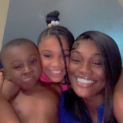 MOM of 3 💕💙💙 ts in me NOT on me 🧏🏾‍♀️🙏🏾
