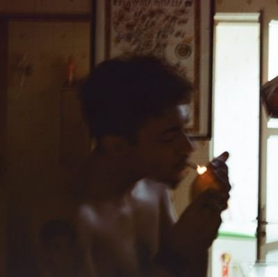 Elu
non binary Punk Debirutranx
i wish i could be Hideo Kojima
Direção teatral - ufrj
Ilustrator, actor, director and the Piranha