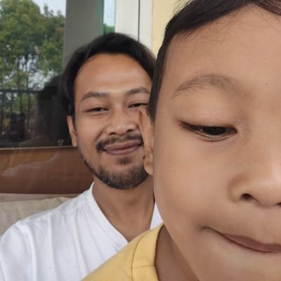 Senin-Jumat: Sosiologi Unsoed
Sabtu-Minggu: Headkorner Pwt