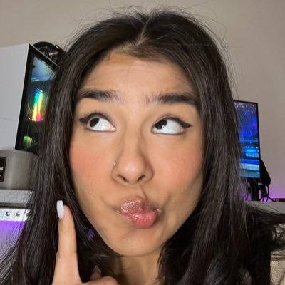 anixvipss's profile picture. Maiores de 18 anos , por favor | Todos os vídeos completos , conteúdo exclusivo e tratamento especial no Fansly ! Apenas $ 9,99 ! Clique no link abaixo . * °