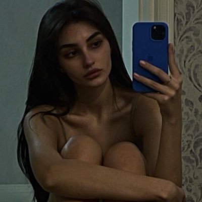 bingeboss's profile picture. *brain dump* ugw: 40kg