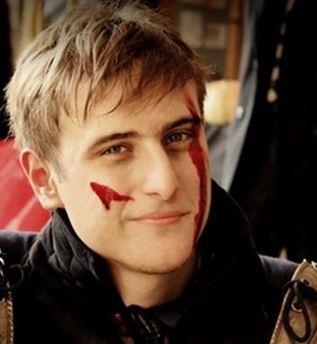 maleks1604's profile picture. Люблю общение, отвечаю взаимностью и с удовольствием=) еще люблю готовку, природу, философию и психологию=)