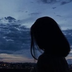 univsqr's profile picture. •*｡ﾟ🎧 Music is my universe ｡ﾟBe Kind •*. | Editor |