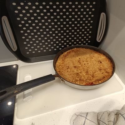 A pan of Angry Apple Crumble who's opinions are his own