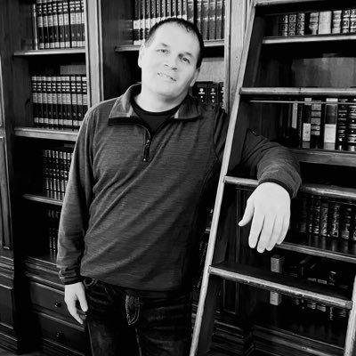 kiote8657's profile picture. Tech enthusiast | | car lover ☕ | Sharing my journey, one day at a time.