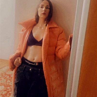 notalezzbian's profile picture. I’m not as funny as I think I am