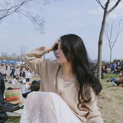 Mapmystudy86361's profile picture. Cuộc sống cũng giống như một trận đấu quyền anh. Thất bại không phải là khi bạn gục ngã, mà là khi bạn từ chối đứng dậy lần nữa.