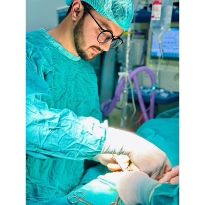 seriously_yar's profile picture. PGY-1 🫀⚕️KEMU'22.... 📚🏏🎬 Aspiring interventional Cardiologist