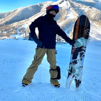 群馬沼田エリアをホームにしています🏂💨yukiyamaはじめてみました。November snowboard信者です。