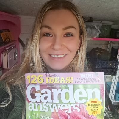 Polish girl on the British soil🇵🇱 🇬🇧 •
Find my monthly column in @gardenanswers ☺ •
Wildlife Gardener🦊 •
Organic Veg & Flowers🌸 •
Living the good life🤗