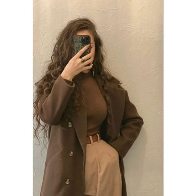 Tanawish__'s profile picture. small town girl in a big arcade.