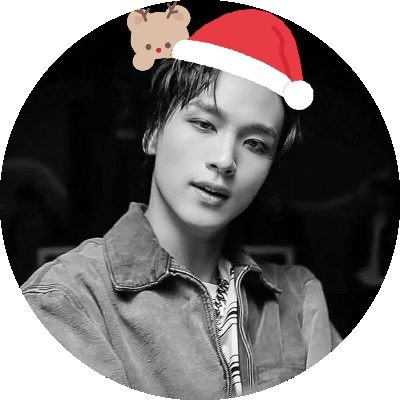 Veejay13266's profile picture. Too weird to live 🥺