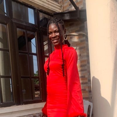 scentsbybeee's profile picture. Lover of Perfumes || Sagittarius♐ || Linguist || Foodie || Wizkid FC || Edo queen || Business woman ||