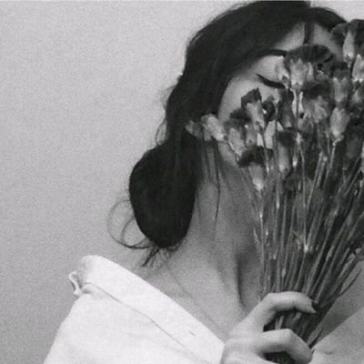 tujahAlqalb's profile picture. 𝐼𝑓 𝑦𝑜𝑢 𝑡ℎ𝑖𝑛𝑘 𝐿𝑜𝑣𝑒 𝑖𝑠 𝑒𝑣𝑒𝑟𝑦𝑡ℎ𝑖𝑛𝑔...🤍