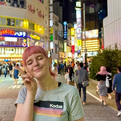 iosonohelena's profile picture. I'm a girl that just wants to find what makes her happy 🎈