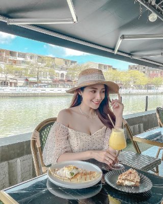 biapreda70's profile picture. If you live seriously, you can find the candy hidden in life💕💕