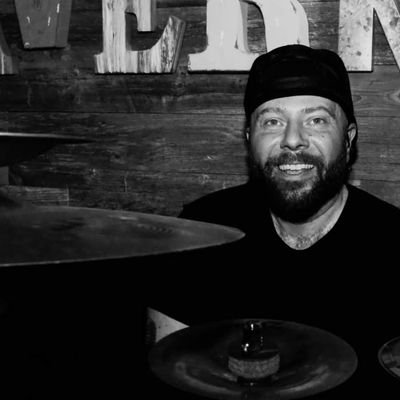 thewokshow's profile picture. Musician and podcast host.