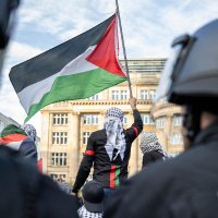 Follow the Truth (@defend121) Twitter profile photo