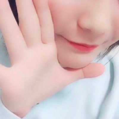 気になったらフォローするね♥♥すぐに潮吹きしちゃう敏感なひと。あそびたいな…反応してくれるひと大すき♥♥