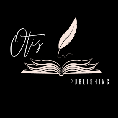 Hi, I'm Amanda! I am a writer, photographer, and digital product creator. I also coach others on how to create their own digital products for their businesses!