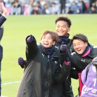 🌸#セレッソ大阪🌸 サッカー歴8年.中3 フォローお願いします! インスタフォローお願いします！https://t.co/VaZTJ5qcc3