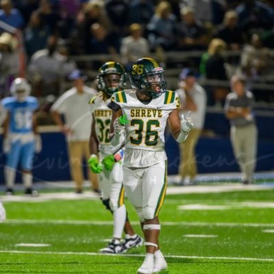 Captain Shreve High school🐊 |5’9 OLB| |185lbs| National Honors Student | class of 24🎓| |4.5 gpa| |4.0 cumulative gpa| NCAA ID:2306936979