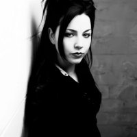 ♱ lydia ♱ (@paperflwrs) 's Twitter Profile