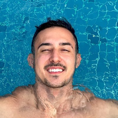 ¿Comprende mis white lines? • Dentista • Sagitariano • Capixaba