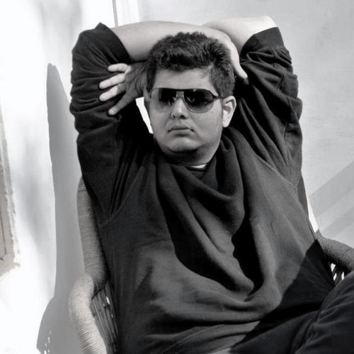 Aar_i's profile picture. 