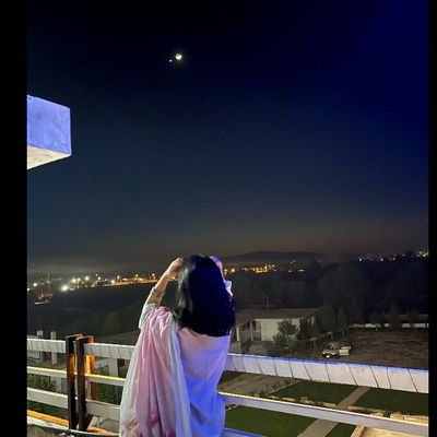 javeriaa_xo's profile picture. 