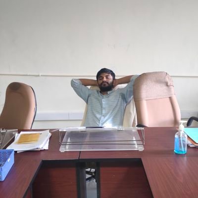 einew_dinesh's profile picture. ECE - SVNIT'23