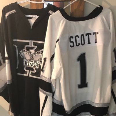 Husband, proud father of a AAA Goalie/ 2011 and a 2017 Grinder. Dallas Stars, Cincinnati Bengals, Toronto Blue Jays. PTSD fighter; it’s a daily battle.
